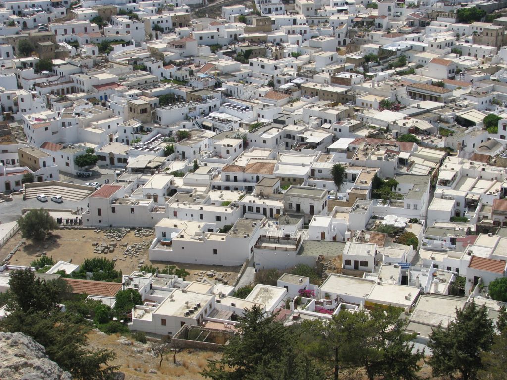Вид на Линдос из Акрополя. Остров Родос.